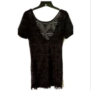 Black pull over cover up